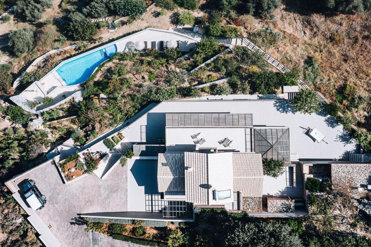Villa Omikron Rodhiá Buitenkant foto